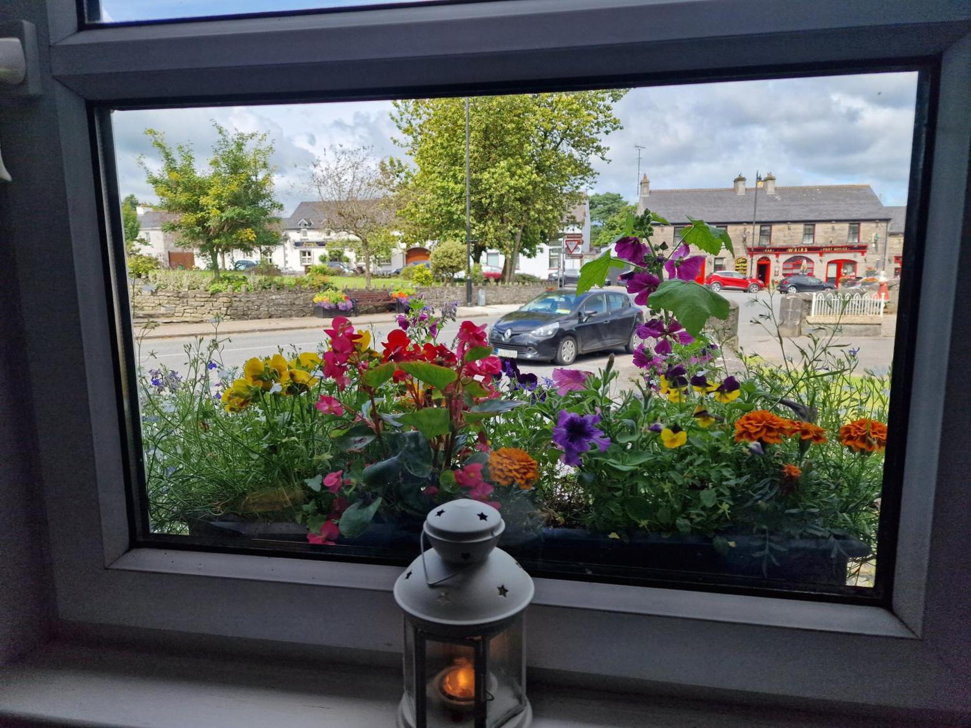 The Speak Easy Cottage Multyfarnham -Two Bedroom Bagian luar foto