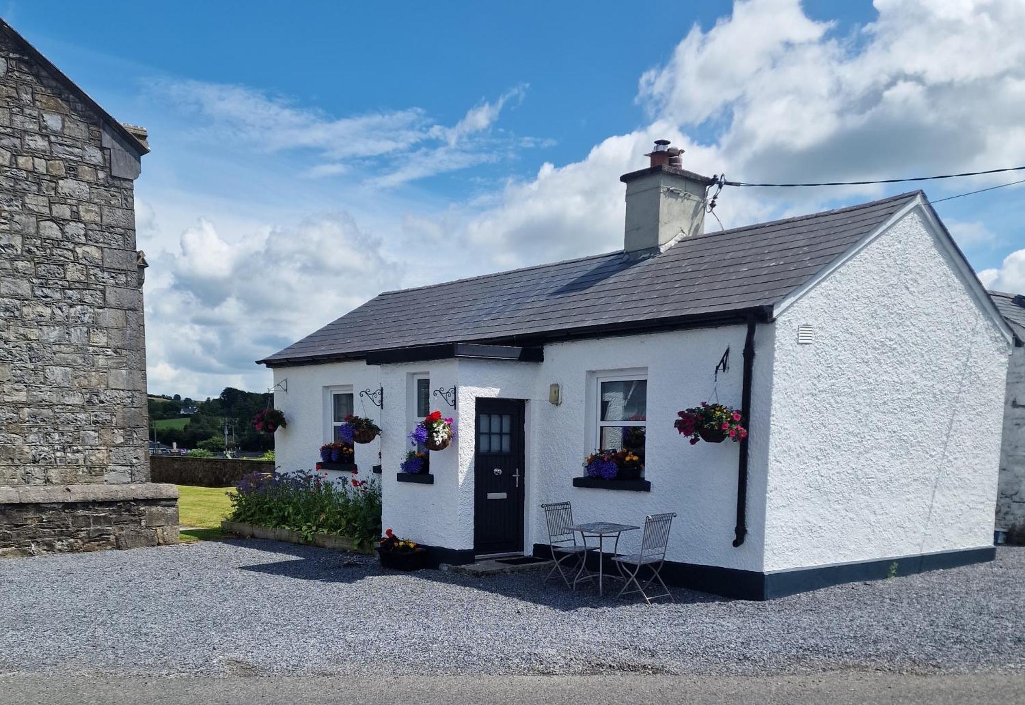 The Speak Easy Cottage Multyfarnham -Two Bedroom Bagian luar foto